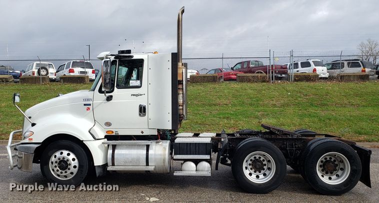 image for item DH5794 2013 International ProStar semi truck