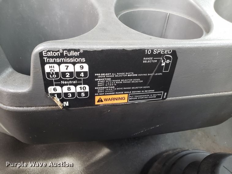 image for item DH5794 2013 International ProStar semi truck