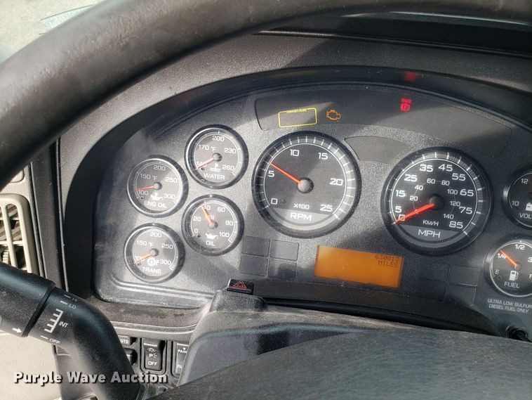 image for item DH5794 2013 International ProStar semi truck