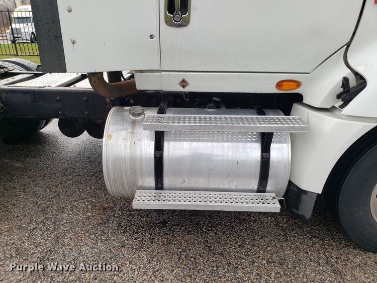 image for item DH5794 2013 International ProStar semi truck