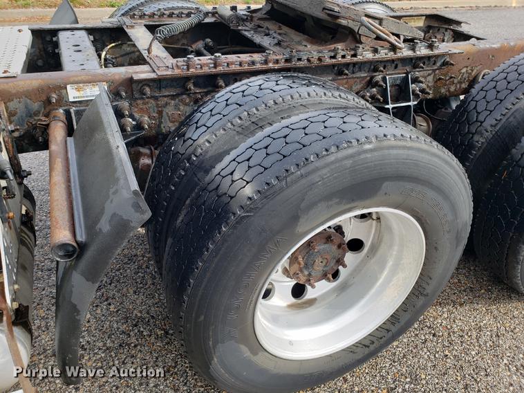 image for item DH5794 2013 International ProStar semi truck