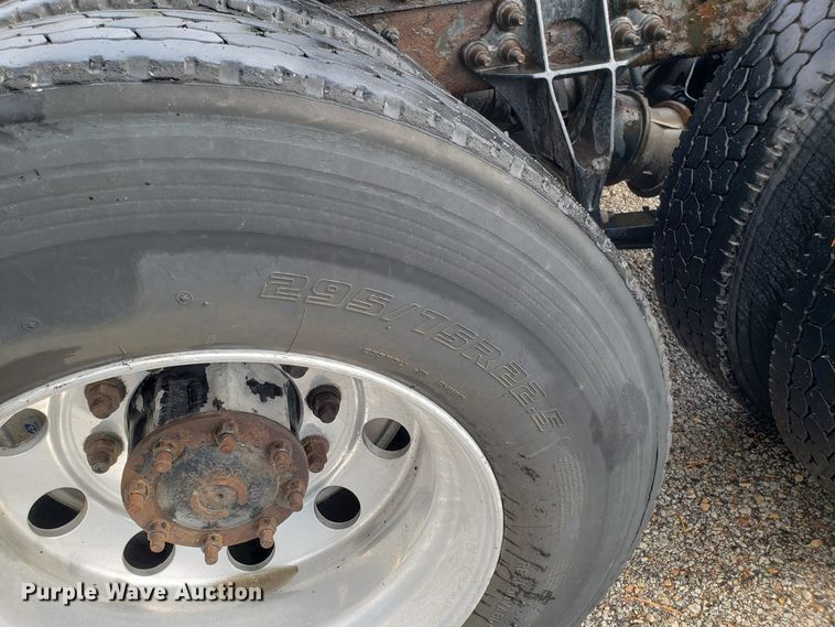 image for item DH5794 2013 International ProStar semi truck