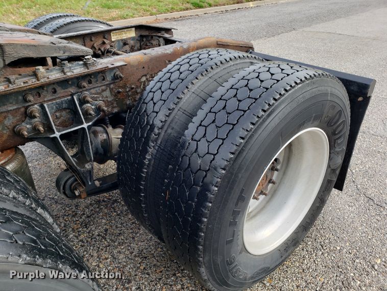 image for item DH5794 2013 International ProStar semi truck