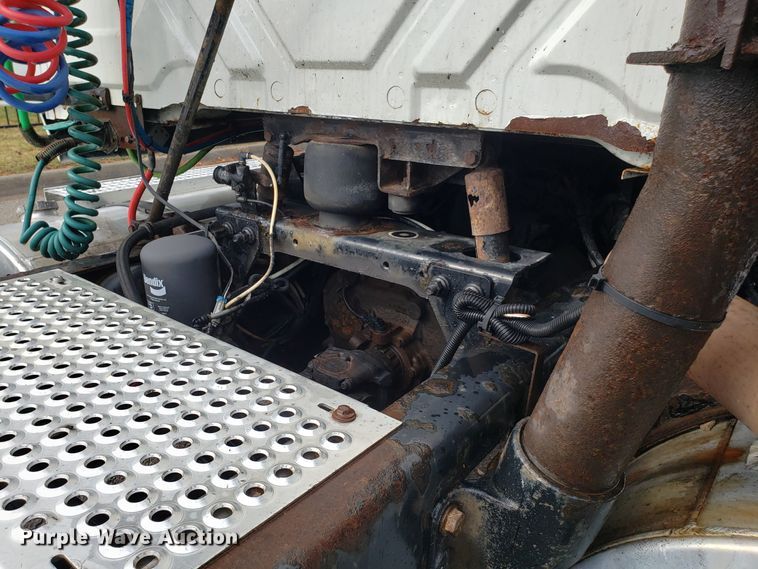 image for item DH5794 2013 International ProStar semi truck