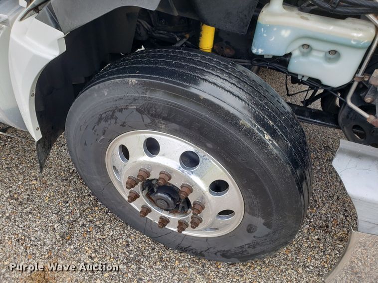 image for item DH5794 2013 International ProStar semi truck