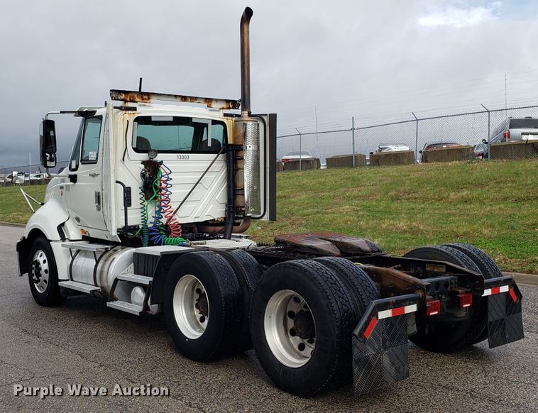 image for item DH5795 2013 International ProStar semi truck