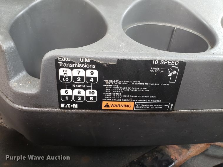 image for item DH5795 2013 International ProStar semi truck