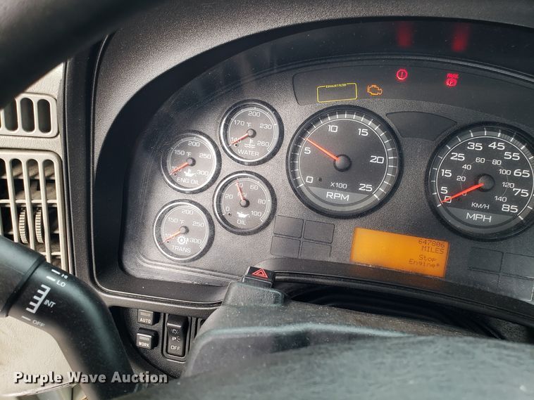 image for item DH5795 2013 International ProStar semi truck