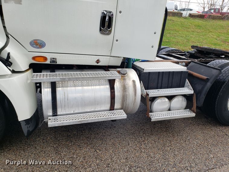 image for item DH5795 2013 International ProStar semi truck