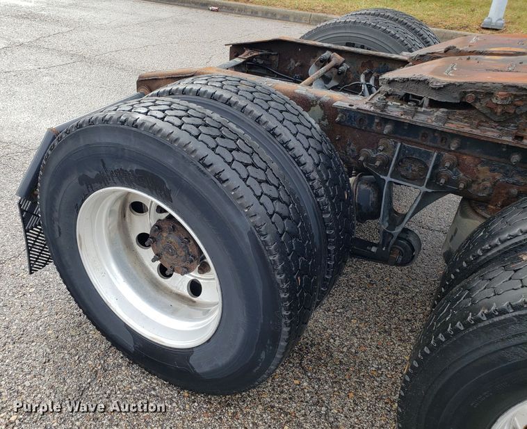 image for item DH5795 2013 International ProStar semi truck