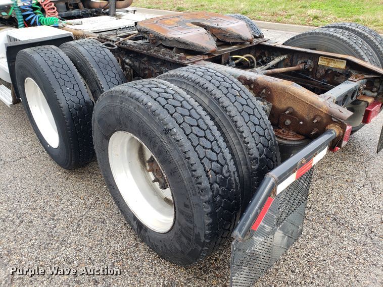 image for item DH5795 2013 International ProStar semi truck