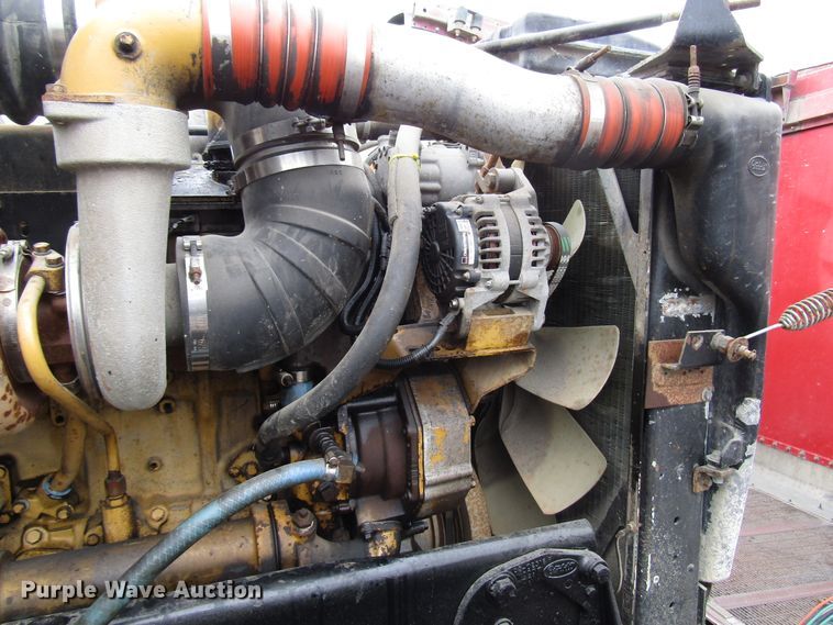 image for item DH8449 1996 Peterbilt 379 glider kit truck cab and chassis