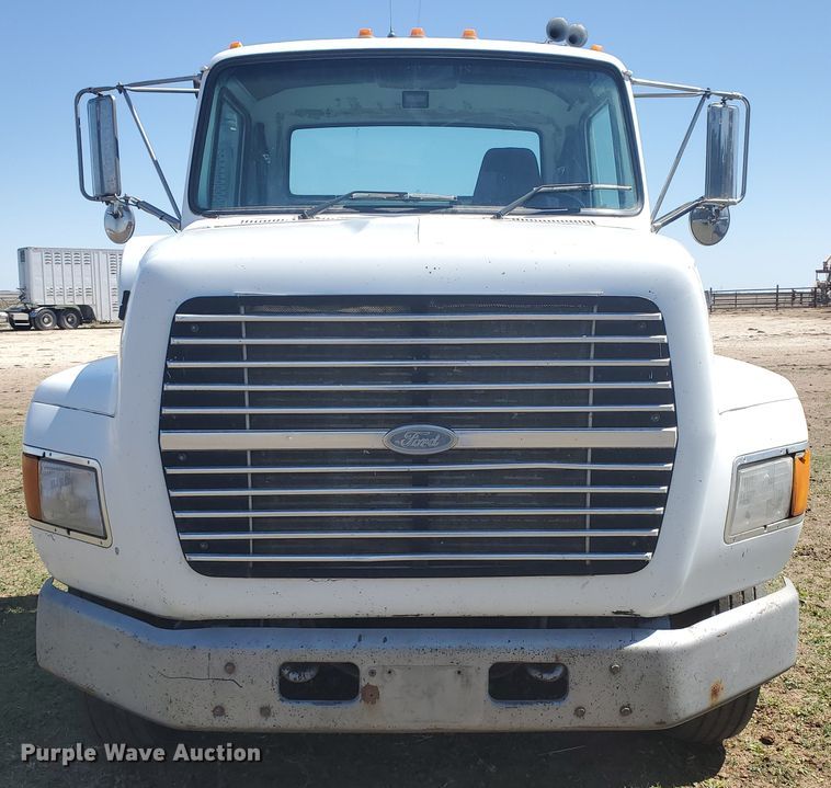 image for item DJ3124 1995 Ford L9000 AeroMax semi truck
