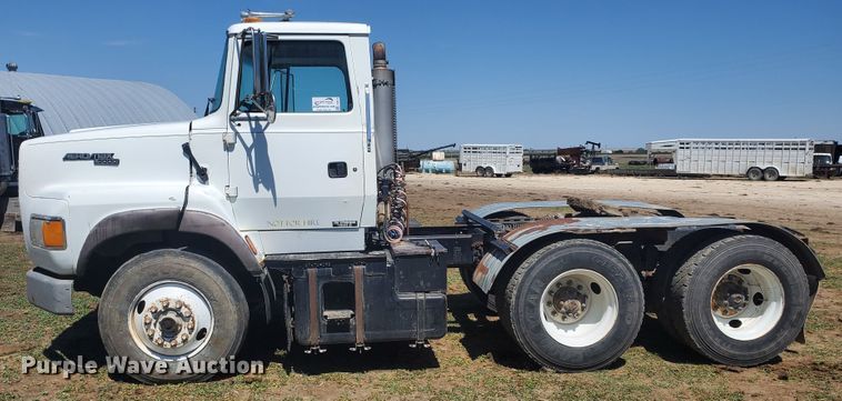 image for item DJ3124 1995 Ford L9000 AeroMax semi truck