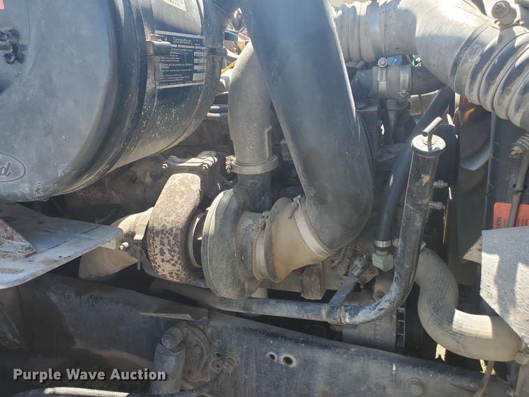 image for item DJ3124 1995 Ford L9000 AeroMax semi truck