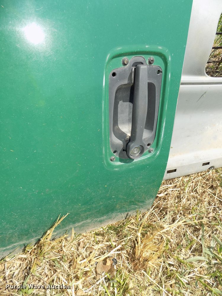 image for item DO9352 Truck parts