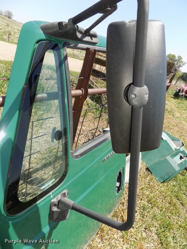 image for item DO9352 Truck parts