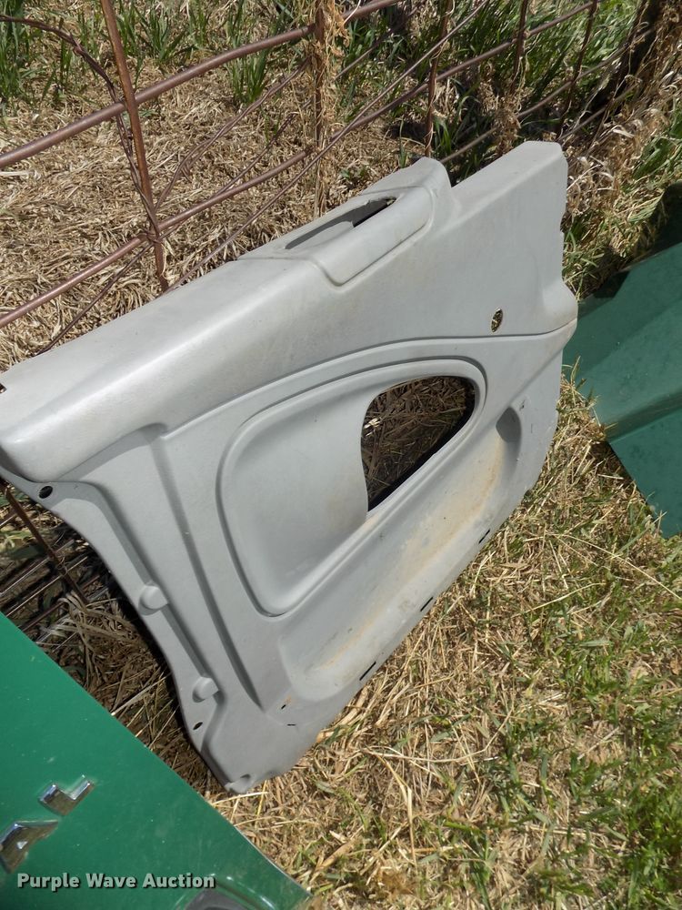 image for item DO9352 Truck parts