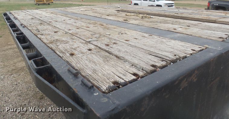 image for item EF9624 1998 Fontaine drop deck trailer