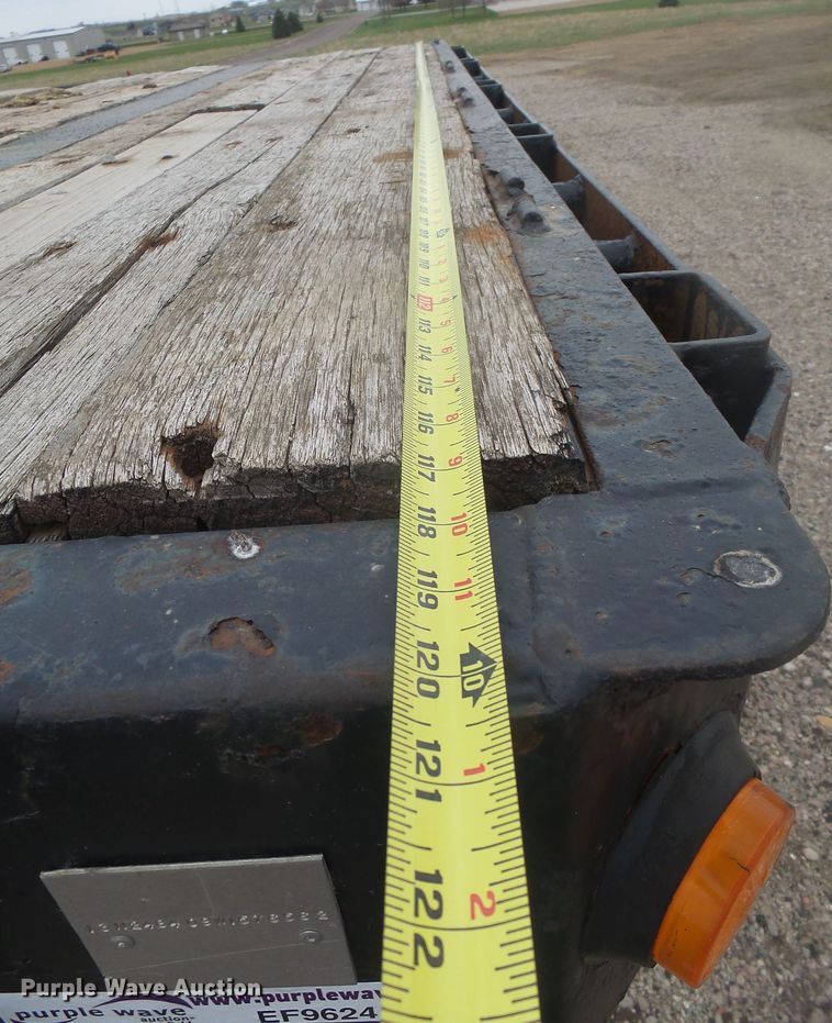 image for item EF9624 1998 Fontaine drop deck trailer