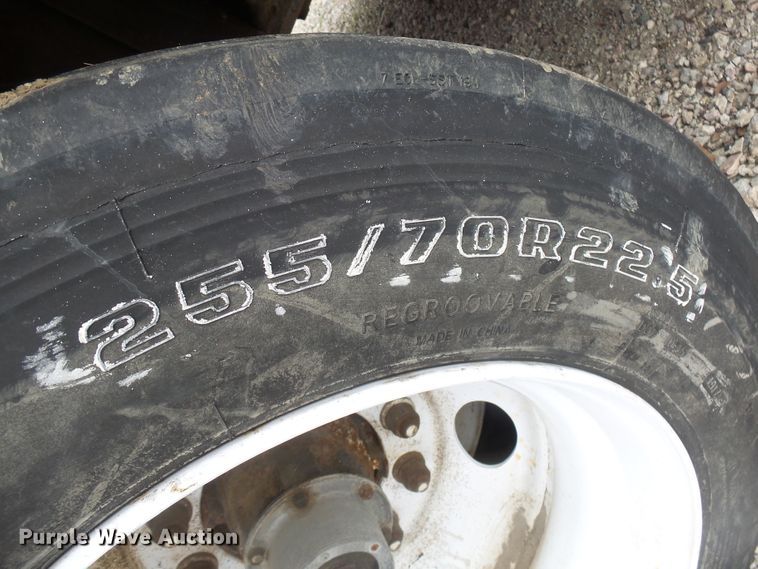 image for item EF9624 1998 Fontaine drop deck trailer