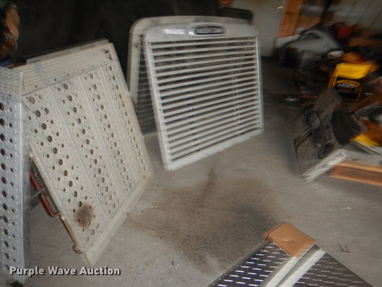 image for item FA9346 Truck parts