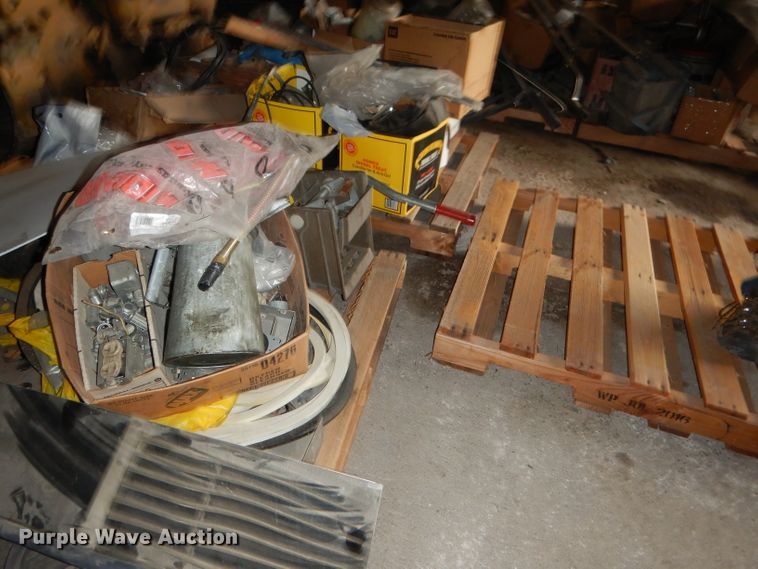 image for item FA9346 Truck parts