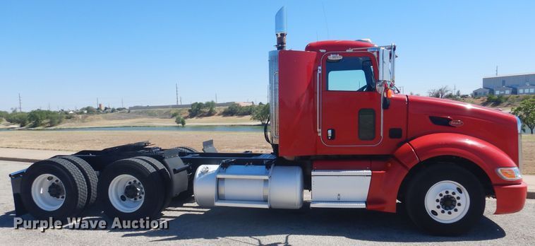 image for item GE9397 2008 Peterbilt 386 semi truck