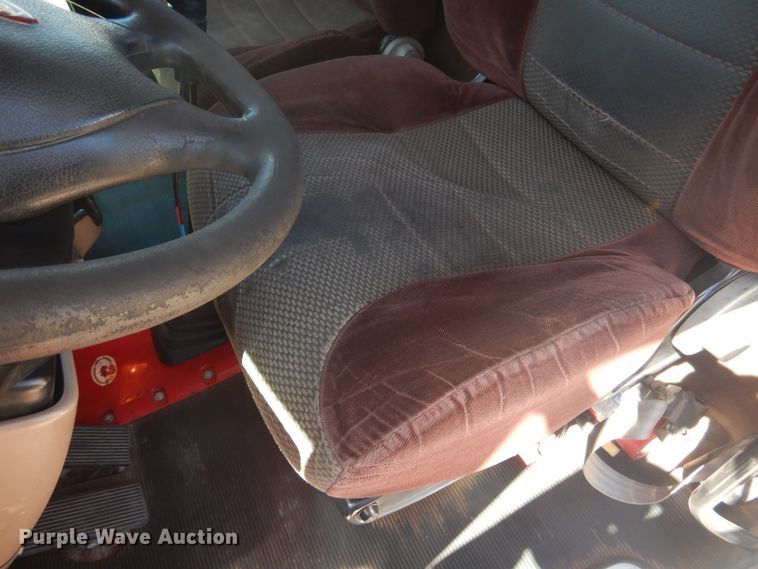 image for item GE9397 2008 Peterbilt 386 semi truck