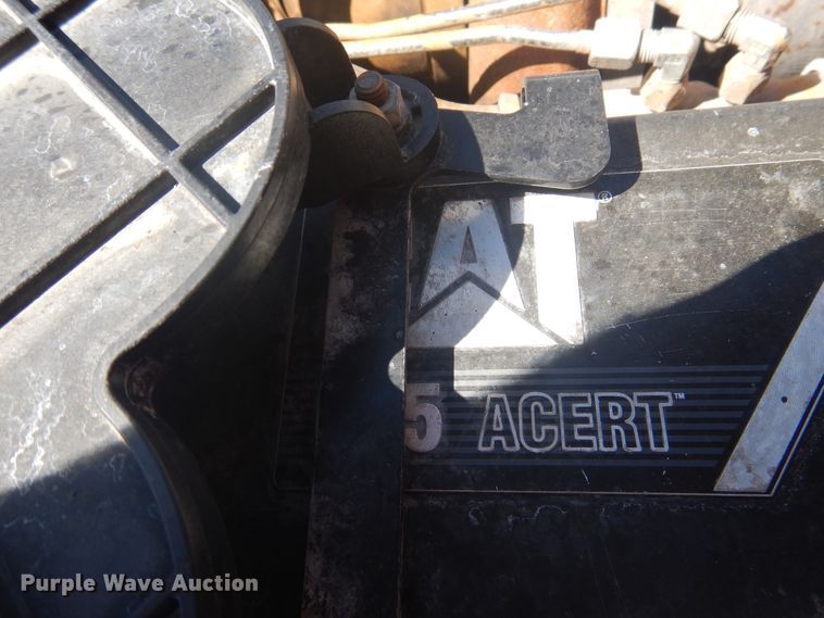 image for item GE9397 2008 Peterbilt 386 semi truck