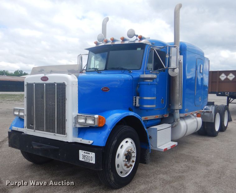 image for item GF9200 2003 Peterbilt 379 semi truck