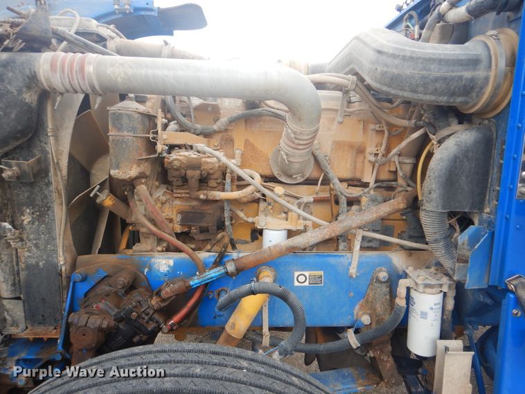 image for item GF9200 2003 Peterbilt 379 semi truck