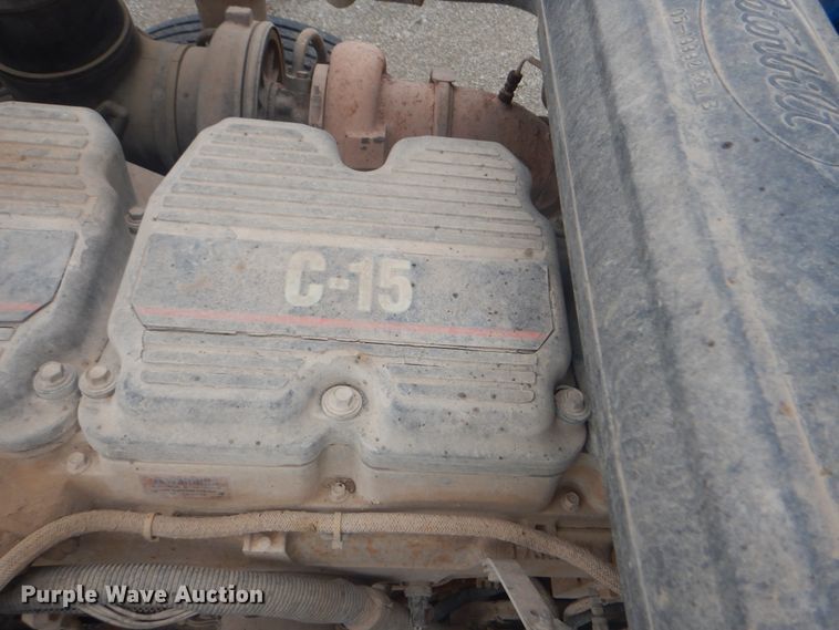 image for item GF9200 2003 Peterbilt 379 semi truck