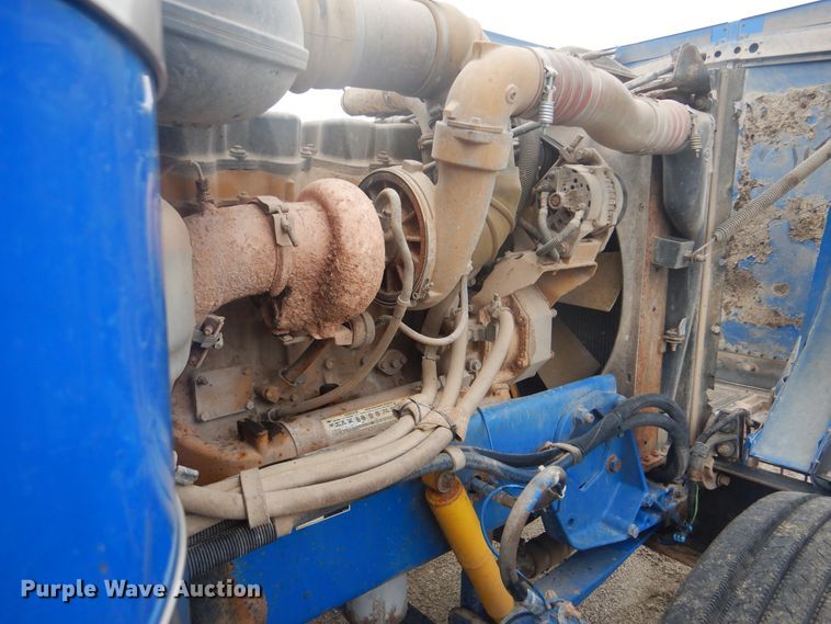 image for item GF9200 2003 Peterbilt 379 semi truck