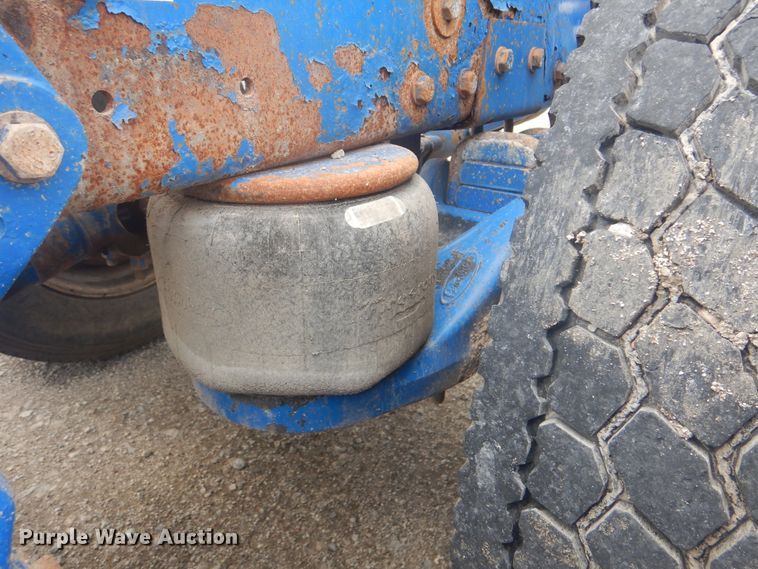 image for item GF9200 2003 Peterbilt 379 semi truck