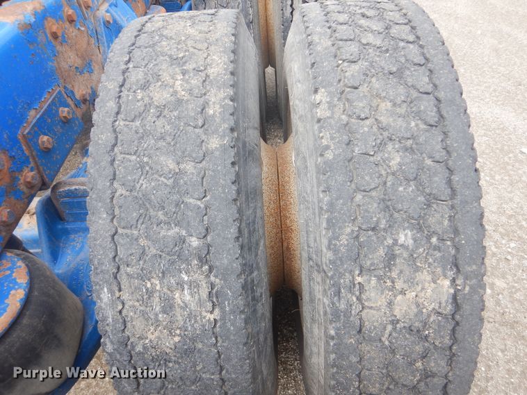 image for item GF9200 2003 Peterbilt 379 semi truck