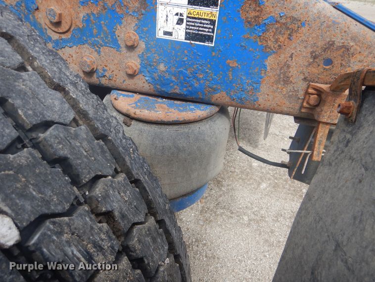 image for item GF9200 2003 Peterbilt 379 semi truck