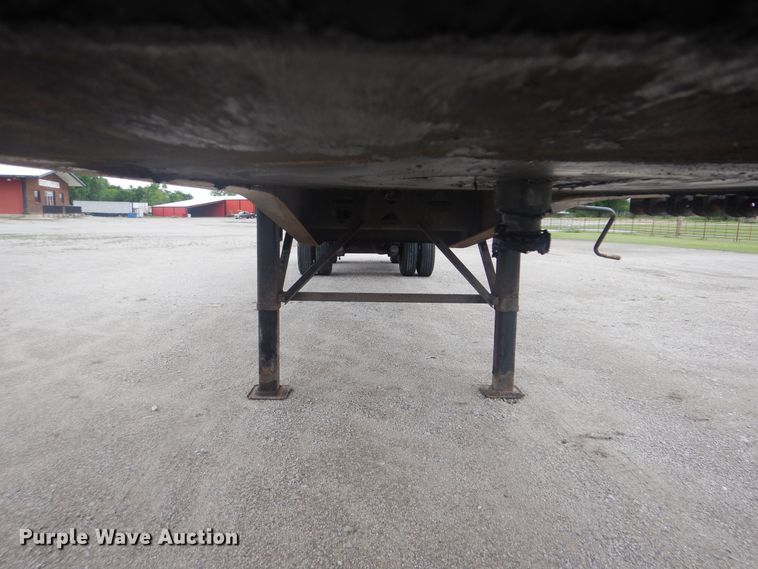 image for item GF9201 2015 Fontaine HAVSF12WSA flatbed trailer