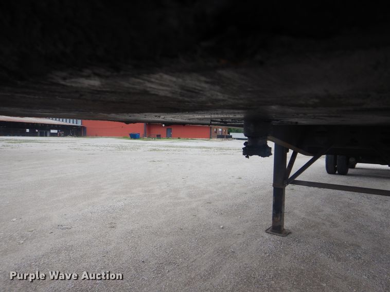 image for item GF9201 2015 Fontaine HAVSF12WSA flatbed trailer