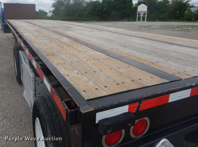 image for item GF9201 2015 Fontaine HAVSF12WSA flatbed trailer