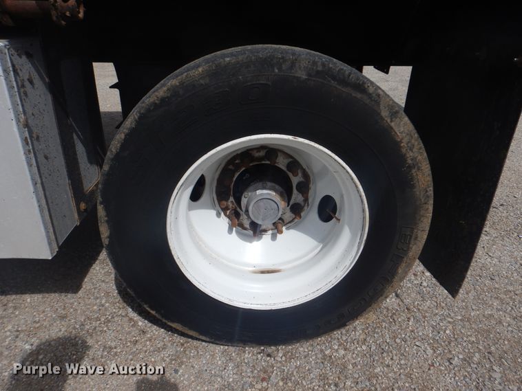 image for item GF9201 2015 Fontaine HAVSF12WSA flatbed trailer