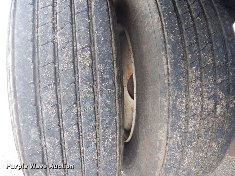 image for item GF9201 2015 Fontaine HAVSF12WSA flatbed trailer