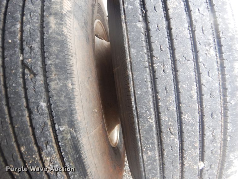 image for item GF9201 2015 Fontaine HAVSF12WSA flatbed trailer