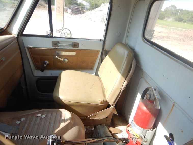 image for item GN9251 1978 GMC Brigadier semi truck