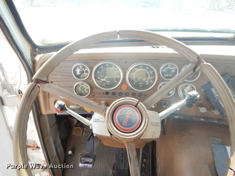 image for item GN9251 1978 GMC Brigadier semi truck