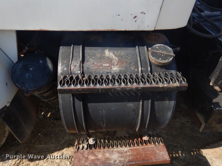 image for item GN9251 1978 GMC Brigadier semi truck