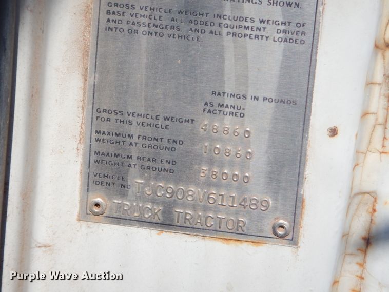 image for item GN9251 1978 GMC Brigadier semi truck