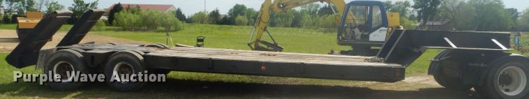 image for item GN9252 1974 Sloan lowboy equipment trailer