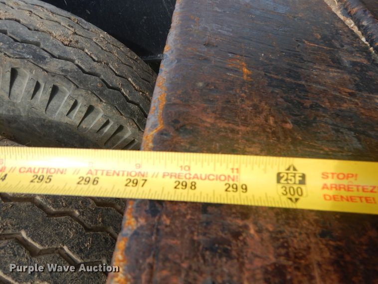 image for item GN9252 1974 Sloan lowboy equipment trailer