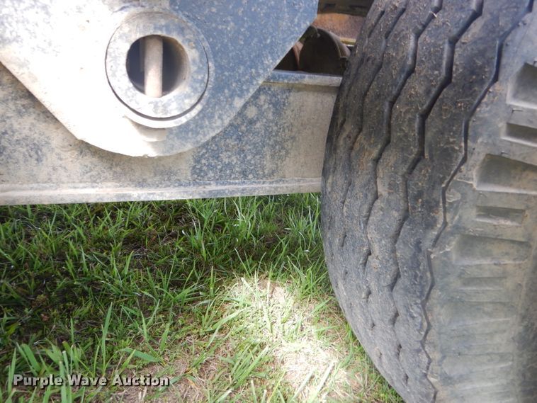 image for item GN9252 1974 Sloan lowboy equipment trailer